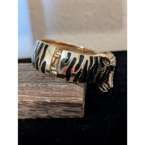 Gold Tone Cheetah Rhinestone Black Enamel Clamper Style Bangle Bracelet - Picture 2 of 5